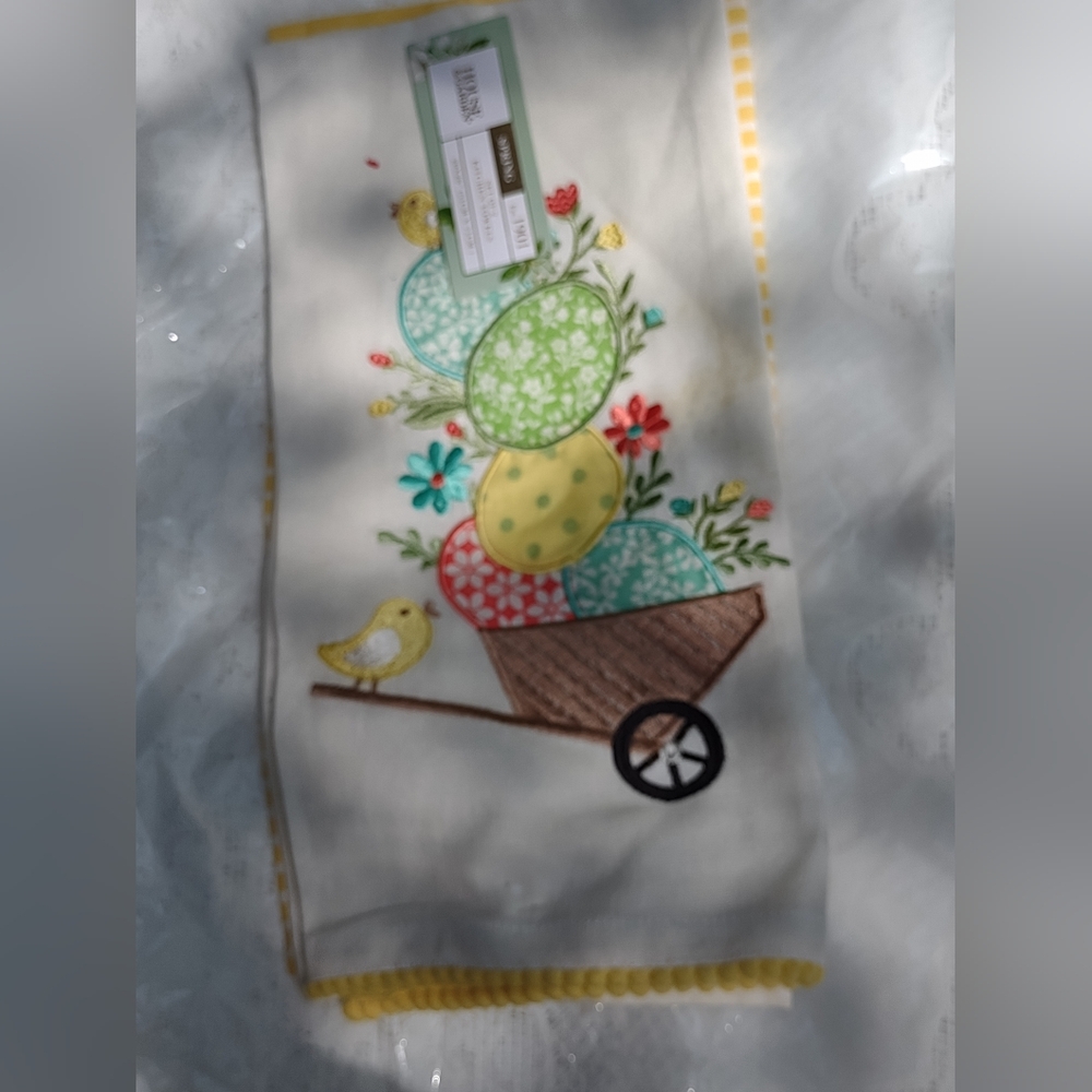 The House and Garden Easter Hop 2 Kitchen Towels